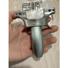 彈弓 9025款 630鋼頭 鋁把, 如圖所示, 1個