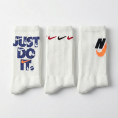 (나이키재팬매장판) 나이키 에브리데이 플러스 쿠션 크루 삭스 3켤레 DH3822-902 남성 여성 장목 스포츠 양말, 1개, 화이트 (멀티로고)
