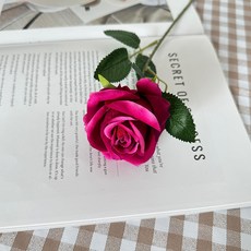 [리브나인] 인테리어 오브제 촬영소품 풍성한 꽃잎 장미 벨벳 로즈 실크 조화 1개(1송이), 1개, 벨벳로즈