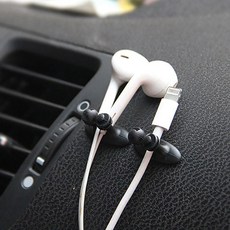 콩알 차량용 케이블 홀더 8P 쇼핑추천템, 1개