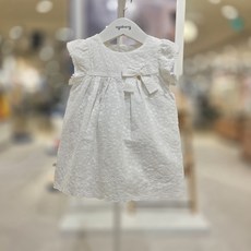 [아가방]강남점*은은한 패턴과 레이스 디테일로 고급스러움을 더한 바디수트 / 안심 면 소재 / 원피스 드레스 디자인 / 여름용 돌복 파티복 / 30%