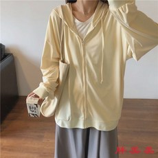 大尺碼防曬衣女夏冰絲外套：特大尺碼寬鬆百搭防紫外線透氣款