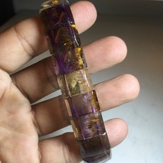 巴西冰種天然黃金紫鈦（紫晶 黃磷鐵礦共生）手排，冰種通透，提升個人魅力，平衡身心靈, 1個