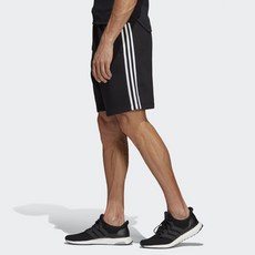 adidas 愛迪達 男款必備3S短褲