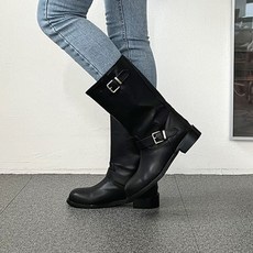 스웨이드 투버클 포인트 일자핏 라인 감성 바이커 미들부츠