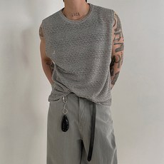【台灣發貨】健身背心男冰絲無袖夏季薄款涼感彈力黑色坎肩大碼運動痞帥鏤空針織背心男夏季寬鬆無袖T恤韓版潮流小衆圓領坎肩上衣
