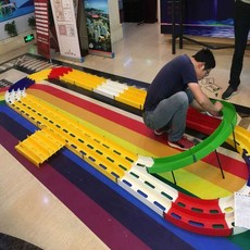 조립식 미니카 트랙 경주장 장난감 자동차 타원형 레일카 경기장 부품 세트 단일 레일 수성도 8009, 색상 랜덤 발송, 4.8x1.4m, 1개