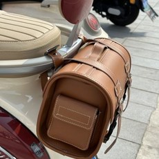 台灣優品 熱賣防水大容量皮尾包 雅迪踏闆靠背尾箱後架掛包 摩託車尾包防水複古電動車踏闆, 1個, 摩託車尾包