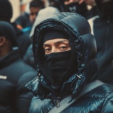 Drill 嘻哈針織面罩 歹徒頭套 可當毛帽 Balaclava Mask 透氣舒適 多功能造型, 1個, 薄款單孔黑色