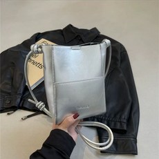 手機包女士小挎包單肩包百搭輕便通勤斜挎多功能收納包清新, 銀色
