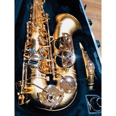 KJ VI NING 台灣製 中音薩克斯風 管身沙金 金鍵 刻花, 1個, 沙金