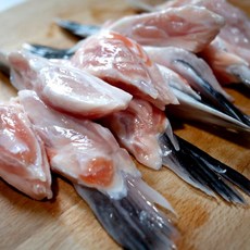 노르웨이 연어 배꼽살 10쪽(300g내외) 1팩/연어 1마리에 2쪽나오는 귀한 부위, 1개