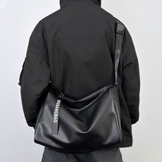 大容量斜挎包 健身包 軟皮斜挎包 時尚單肩包 高級側背包 質感男士簡約潮流, 黑色PU 大號款 現貨