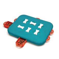 Nina Ottosson 犬益智藏食玩具 增加互動 增加狗狗的挑戰性, 1個, 67334富貴狗-賭場大亨, 67334富貴狗-賭場大亨