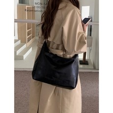 MDMS 美拉德復古斜背包 (2 colors) 韓版托特包 休閒百搭 通勤 大容量肩背包 多功能簡約皮革包 B098, 黑色