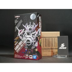 S.H.Figuarts 假面騎士Evol 黑洞型態 (Phase 4) 可動人偶 收藏模型, 1個