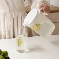 KOUJI 叩吉好物 自動開蓋冷水壺，大容量冷水壺，食品級材質，單手操作, 有濾網, 1個, 1600ml