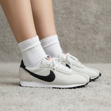 나이키 여성 운동화 LD-1000 초경량 데일리 키높이 스니커즈 런닝화
