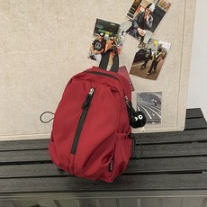旅遊小型輕便揹包新款登山包旅行休閒戶外大學生簡約雙肩包書包, 酒紅色+掛機件