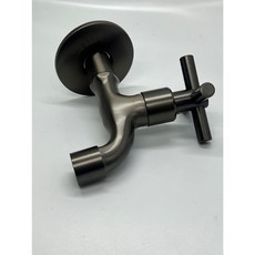 瑋潔．淨水衛浴 304不鏽鋼壁式單冷古典十字長栓龍頭 - 浴室/廚房/陽台適用, 1個, 槍灰色