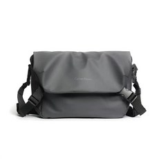 全新百搭商務潮牌斜背包 男休閒肩小方包 日系潮流胸包 防水斜背包 運動背包 側肩包, 灰色