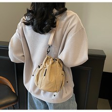 쓸리보 여성용 가벼운 나일론 스트링 버킷백 크로스백