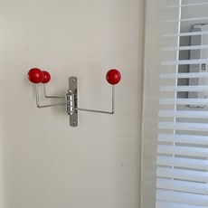 (바로배송)두잉썸 빙글이 벽걸이 후크 3구, 레드, 1개