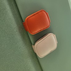 에보카 차량용 선바이저 가죽 선글라스 클립 1+1 2개, 레드+핑크, 1세트