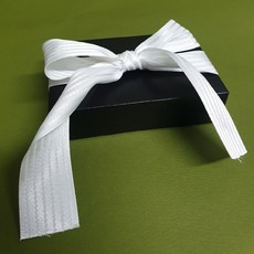 부케 꽃꽂이 조화 인테리어 장식용 심플하고 고급스러운 느낌 리보너 덧무늬리본 1롤 45m