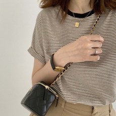 수유 티셔츠 여름 20대 일상 반팔 수유복 데일리