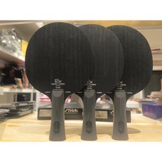 Stiga Legacy Carbon 樊鎮東黑標 碳素紀元 桌球拍, 1個, FL