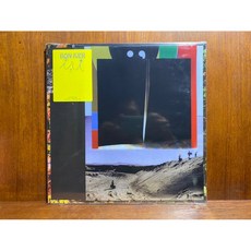 沐耳 Folktronica 天團 Bon Iver 經典專輯 i，i 豪華精裝版 畫冊黑膠唱片