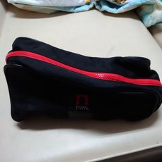 運動包，耐磨材質，多隔層設計，輕巧時尚，透氣舒適, 1個