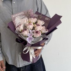 畢業禮物 優選 永生滿天星真花玫瑰香皂花 - 情人節/生日/畢業禮物首選, 1個, 人魚公主,成品花束