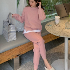 女款運動兩件式套裝 針織T恤 束口褲