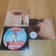 Harry Styles 三張CD專輯打包：《Harry's House》《Fine Line》《The Debut Album》 全新未拆封, 如圖所示