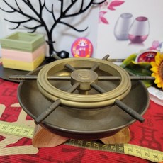 3布一樣批發 復古黃銅船用紡車煙灰缸兩件套組：航海風飾品托盤、交換禮物、男士生日贈品, 1個
