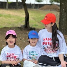 일상다많사 해피버스데이 티셔츠 디즈니 정품 엄마 아빠 티셔츠 리틀래빗 여름 키즈티 남아상의 유치원단체티