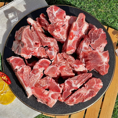 자연가득 발라 먹는 재미가 있는 한돈 등뼈 3kg