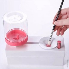 오늘발견 붓 세척 물통 세 칸으로나뉜위생적구조