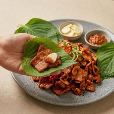 제육볶음 돼지불고기 매콤달콤 수제 양념 주물럭 냉동, 300g, 1개
