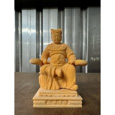 泓展工藝 廣澤尊王 托椅模型, 1個