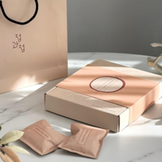 정과정 호두정과 선물세트 쇼핑백포함 건강 간식 프리미엄 호두강정 디저트 어린이집 선생님 견과류, 20g, 8개