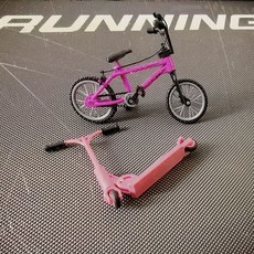 【組合】迷你自行車擺件經典仿真山地模型玩具手指滑板車桌面新款, 1個, 玫紅自行車+粉色手指滑板