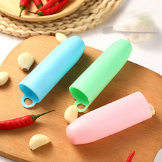 台中霧都 TCWDSHOP 剝蒜神器二代 矽膠大蒜去皮器 輕鬆剝蒜不沾手, 1個, 粉紅