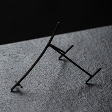 鐵藝盤架 書架 餐盤支架 手工鐵藝簡約陶瓷盤架擺件置物架, 1個, 扶桑架-中號高16.5cm(黑色烤漆), 扶桑架-中號高16.5cm(黑色烤漆)