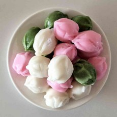 [푸드잇템] 굳지않는 삼색 바람떡 꿀떡 결혼 돌 답례떡 식사대용, 1kg, 1개