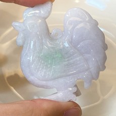 君遇 A貨翡翠 糯種春彩粉紫底帶綠公雞吊墜 手把件 吉祥如意 精緻典雅, 1個