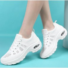비티즈 여성 에어로빅 줌바 댄스화 키높이 4CM 굽 쿠션 발이편한 운동화 런닝화 겸용, 225, 화이트 225, 화이트