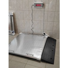 휠체어 체중계 60X70cm 유선 노인용 검사 몸무게, 1개, 충전식 배터리 4칸 18650 포함, 기본 모델명/품번